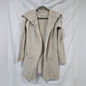 Massimo Dutti Italy Wool Cable Knit Cardigan EUC Medium
